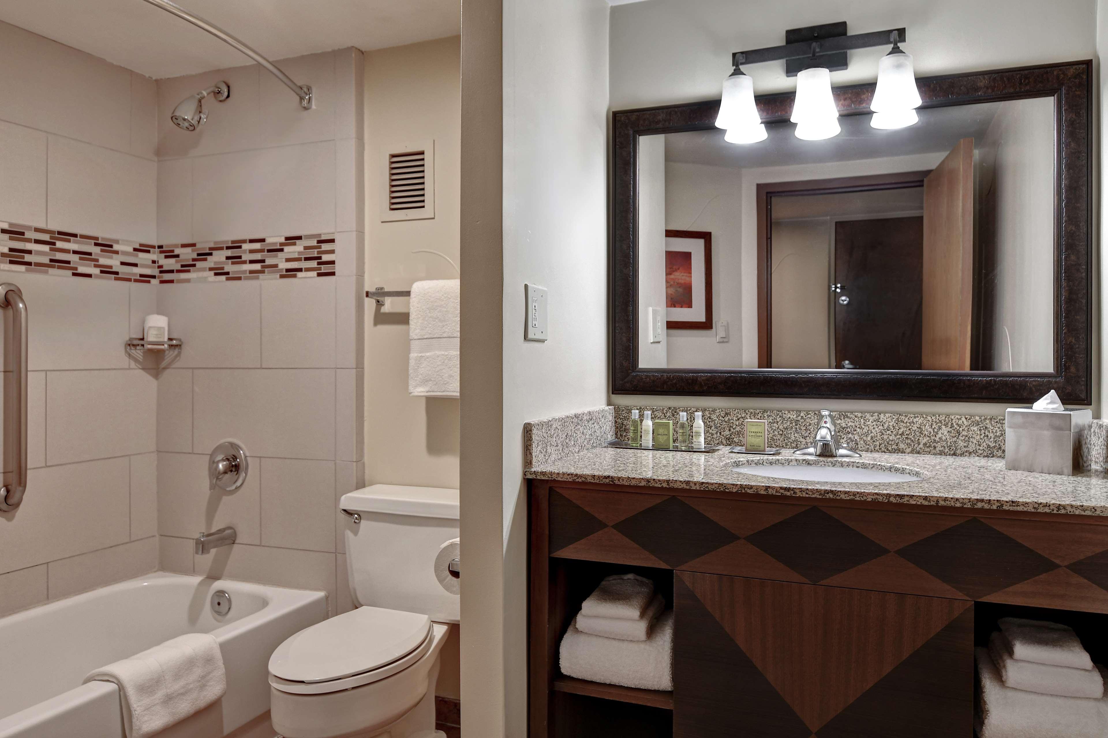 Doubletree By Hilton Phoenix- Tempe Dış mekan fotoğraf